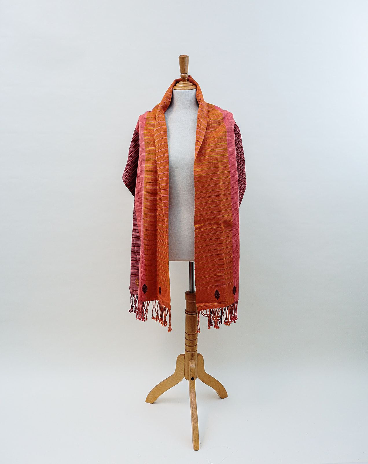 Rebozo Tradicional En Tonos Naranja, Coral Y Color Tinto